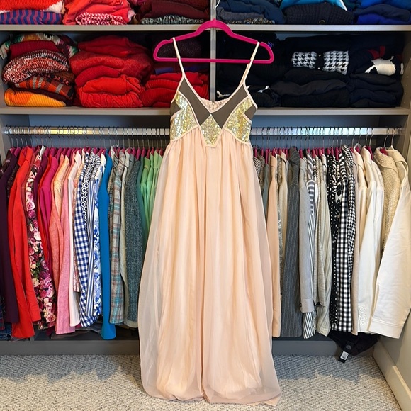 Lulus pale peach adjustable strap back exposed zipper closure lined dress size S - Picture 1 of 3